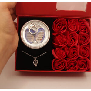 گردنبند زنانه مدل مروارید عشق به همراه باکس گل